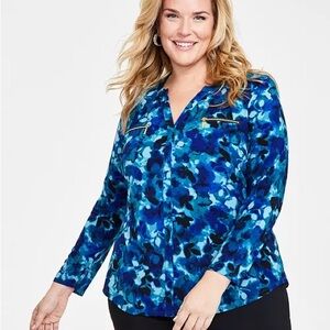 I.N.C. International Concepts
Plus Size Garden-Print Zippered-Pocket Top.